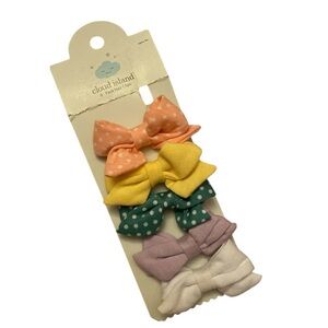 Cloud Island Kids Hair Clip Set - Multicolor. Set of 5 hair clips ( one missing)